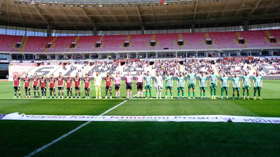 Eskişehirspor evindeki son maçında 4-1’lik sk…