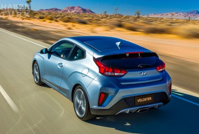 Hyundai'nin üç farklı modelle satacağı Veloster serisi aynı zamanda Güney Koreli üreticinin ABD pazarındaki ilk performans aracı olacak.