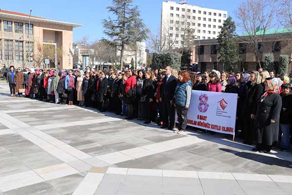 8 MART DÜNYA KADINLAR GÜNÜ