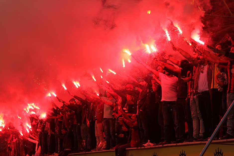 Spor Toto Süper Lig'in 33. haftasında oynanacak olan ve düşme hattını yakından ilgilendiren Eskişehirspor - Medipol Başakşehir maçı öncesi, Es-Es son kez çimlerine basacağı Atatürk Stadyumu'nda antrenman yaptı. 