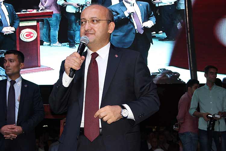 Avcı Eskişehir'de demokrasi nöbetinde