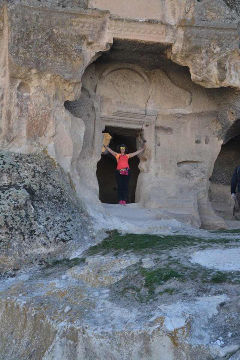 Esdoge (Eskişehir Doğa Gezginleri) ve Todoge (Bursa Tofaş Doğa Gezginleri) geçtiğimiz Pazar, Frig Antik Bölgesi’nin Afyon’daki önemli ayaklarından olan Ayazini Metropolisi’ne birlikte benim de katıldığım yürüyüş düzenledi.