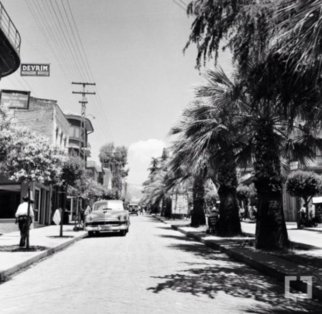 Balıkesir'de bir cadde