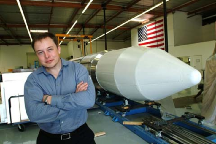 Son olarak Musk BFR megaroketini Mars'ta koloni kurulması için kullanmak istiyor.