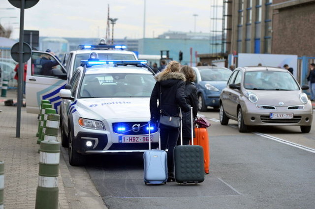 Belçika'ının başkenti Brüksel'deki Zaventem Havalimanı'nda iki patlama meydana geldi. İşte o patlamadan kareler.. Habertürk