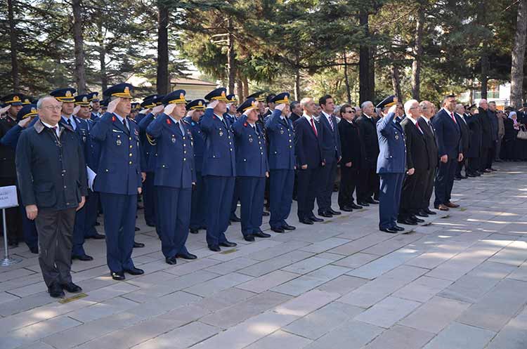 ÇANAKKALE ŞEHİTLERİ ANILDI