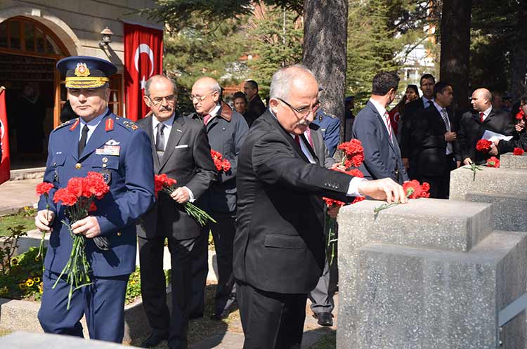 ÇANAKKALE ŞEHİTLERİ ANILDI