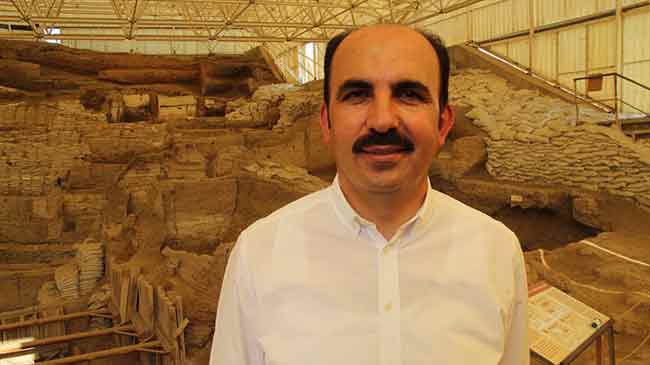 Konya Büyükşehir Belediye Başkanı Uğur İbrahim Altay ise Çatalhöyük'ün 2012 yılında UNESCO Dünya Miras Listesi'ne dahil edildiğini anımsatarak, buranın Türkiye'nin en önemli kültür varlıklarından biri olduğunu vurguladı.