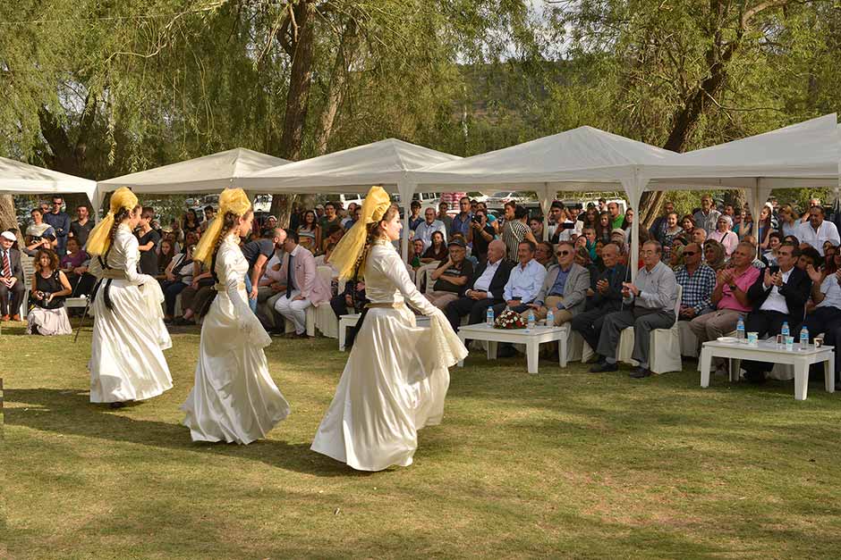 Eskişehir Kuzey Kafkas Kültür ve Dayanışma Derneği tarafından 18. Geleneksel Azhvala Şenliği Musaözü mesire alanında yapıldı.