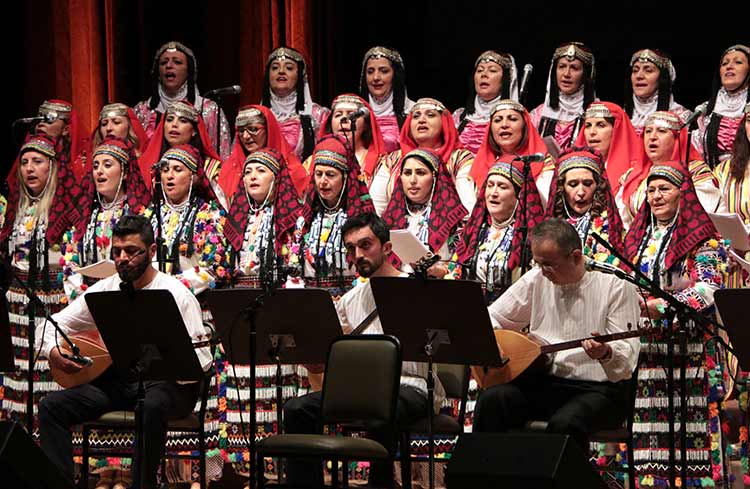 Eskişehir'de "Anadolu'nun Sesleri Türk Halk Müziği Personel Korosu" tarafından "Deyişler" konseri düzenlendi.