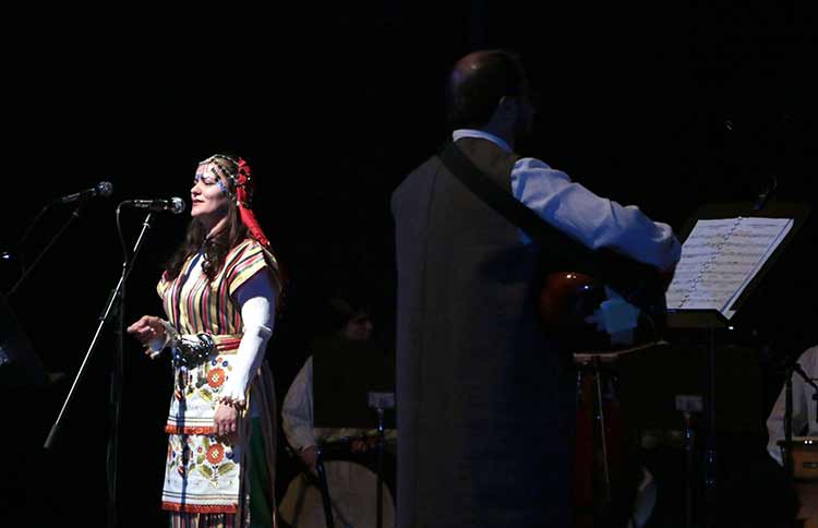 Eskişehir'de "Anadolu'nun Sesleri Türk Halk Müziği Personel Korosu" tarafından "Deyişler" konseri düzenlendi.