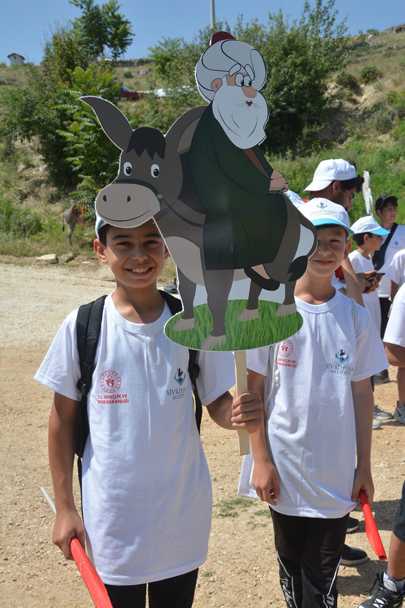 Uluslararası Nasreddin Hoca Kültür ve Sanat Festivali'nin 7'ncisi, Nasreddin Hoca'nın doğduğu yer olan Sivrihisar'ın Hortu köyünde gerçekleştirildi. 