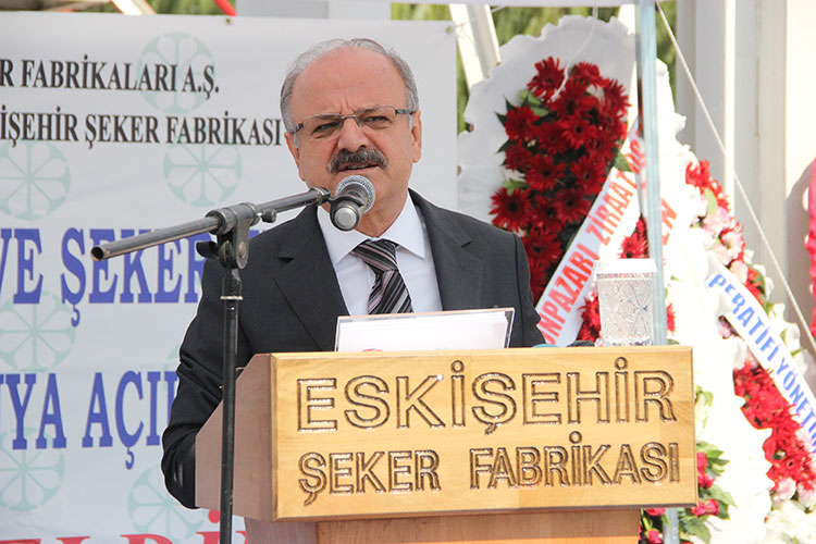 Kazım Taşkent Eskişehir Şeker Fabrikası’nın 2018-2019 Yılı Pancar Alım ve Şeker Üretim İşleme döneminin açılışı düzenlenen törenle yapıldı. 