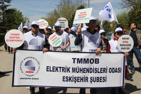 Eskişehir’de, 1 Mayıs Emek ve Dayanışma Günü coşku içinde kutlandı. 