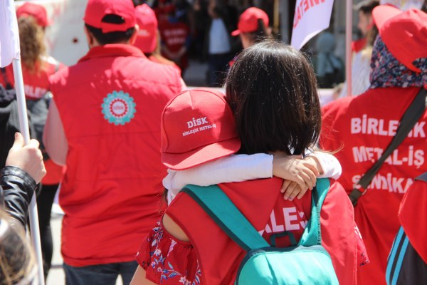 Eskişehir’de, 1 Mayıs Emek ve Dayanışma Günü coşku içinde kutlandı. 