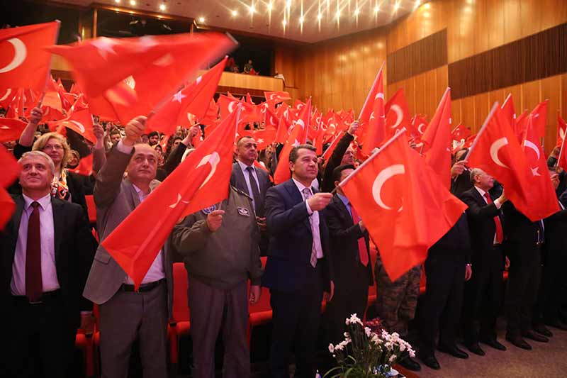 15 Temmuz’u unutmamak ve unutturmamak adına Gençlik ve Spor Bakanlığı Spor Hizmetleri Daire Başkanlığı tarafından Eskişehir'de “Tecrübe Konuşuyor, İçimizdeki Kahramanlar” programı düzenlendi.