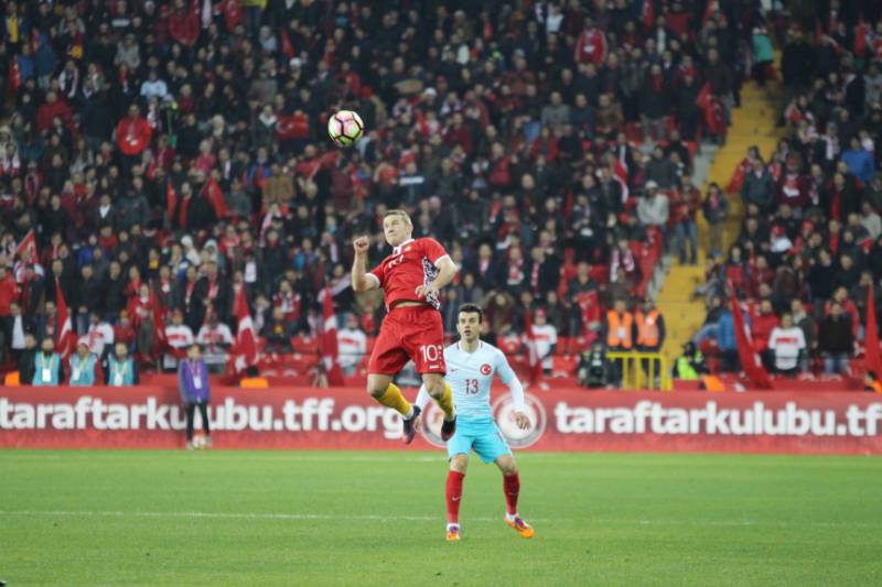 Eskişehir’de 2016 yılında açılan 35 bin seyirci kapasiteli Eskişehir Yeni Stadyumu, Mart 2017’deki resmi açılışından bu yana kentte adeta futbol şöleni hakim oldu. Eskişehir’de oynanan 1’i hazırlık olmak üzere 3 milli maçın yanı sıra, Atiker Konyaspor ve Medipol Başakşehir arasında oynanan Türkiye Kupası finaline de ev sahipliği yaptı. 