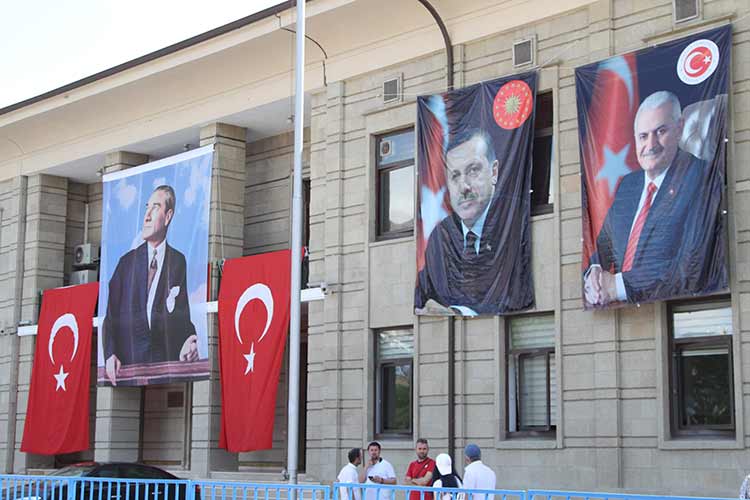 Başbakan Binali Yıldırım’ın 3 Temmuz Pazar günü gerçekleştireceği Eskişehir ziyareti öncesi yapılan hazırlıklar tüm hızıyla devam ediyor. 