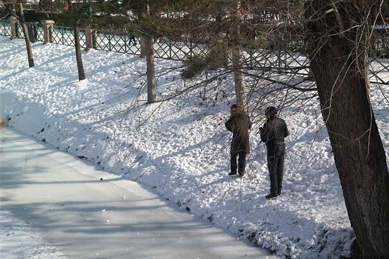 Parkı ziyaret edenler ise manzara eşliğinde fotoğraf çekindi.