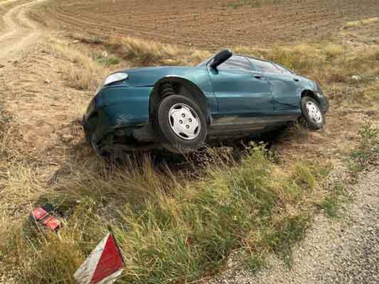 Kaza yerine gelen 112 Acil Servis ekiplerince ilk müdahaleleri yapılan yaralılar, Eskişehir Osmangazi Üniversite Tıp Fakültesi Hastanesine kaldırıldı. Yaralıların hayati tehlikeleri bulunmazken kazayla ilgili soruşturma başlatıldı.