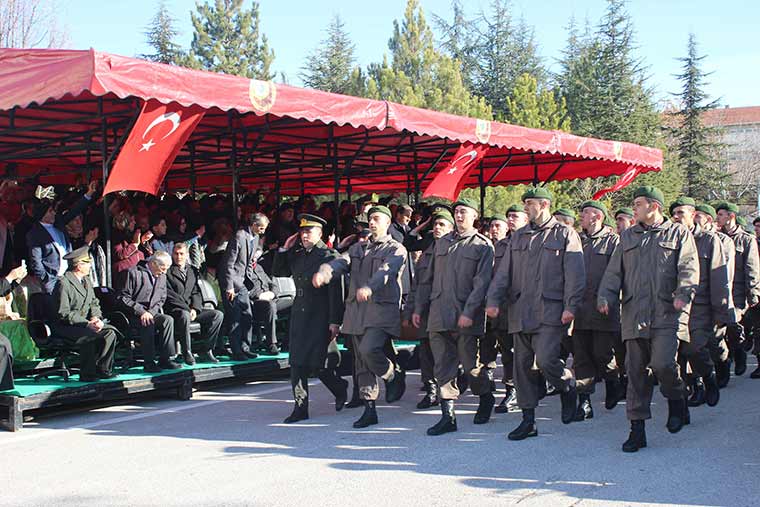 Eskişehir İl Jandarma Komutanlığında görevli 365’inci kısa dönem 80 er için yemin töreni düzenlendi. 