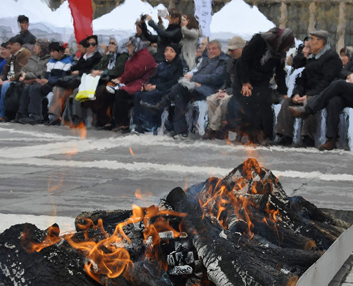 Türk Dünyasının yeni yılın başlangıcı olarak kabul ettiği Nevruz Bayramı, Eskişehir Valilik Meydanında yapılan etkinliklerle kutlandı. 