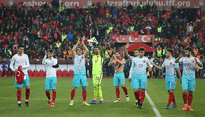 Türkiye A Milli Futbol Takımı, hazırlık maçında Eskişehir'de Moldova'yı konuk etti. Yeni Eskişehir Stadı'nda oynanan karşılaşmayı Türkiye, 3-0'lık skorla kazandı.