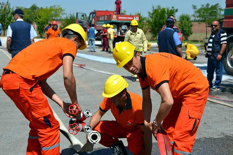 Eskişehir'de, Kocakır mevkisinde yapılan orman yangını tatbikatı, gerçeğini aratmadı. 