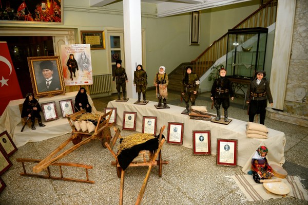 Eskişehir Olgunlaşma Enstitüsü tarafından polimer kilden yapılan "Milli Mücadele'nin kadınları" figürleri, 19 Mayıs Atatürk’ü Anma, Gençlik ve Spor Bayramı'nın 100. yılı dolayısıyla yarın Samsun'da izlenime sunulacak.
