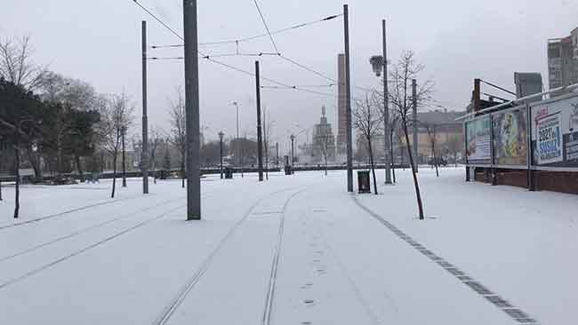 Meteorolojiden alınan verilere göre, gün içerisinde etkisini sürdürecek kar yağışı, akşam saatlerinde yerini yağmura bırakacak