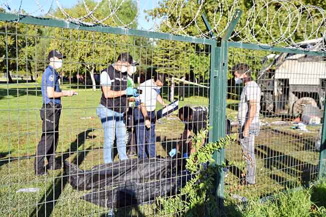 Biri kadın, biri erkek olmak üzere 2 kişi olay yerinde hayatını kaybederken, yaralanan 12 kişiden birinin durumunun ise ağır olduğu öğrenildi.