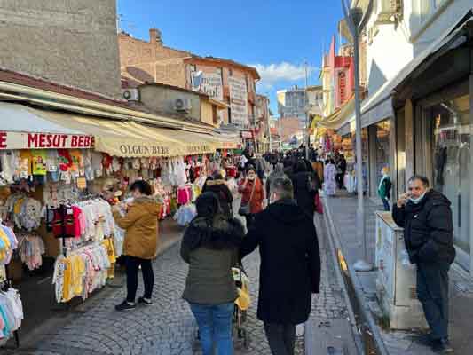  Böylelikle gün içinde ölçülen hava sıcaklığı Aralık ayı ortalamasının üstüne çıkmış oldu.