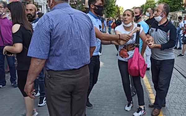 Öte yandan kavgaya neden olan eski eş Çakır G., olay sırasında...