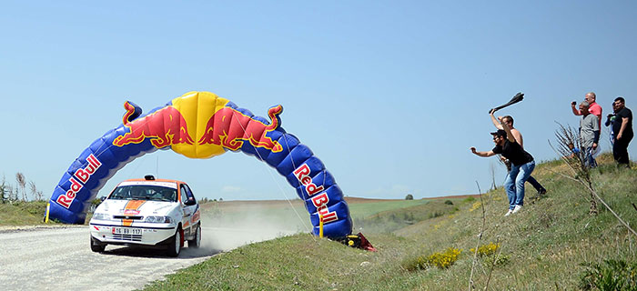 Eskişehir Otomobil ve Motorsporları Kulübü (ESOK) tarafından organize edilen Türkiye Ralli Şampiyonası'nın ilk ayağı olan "Rally Phrygia 2018" başladı.