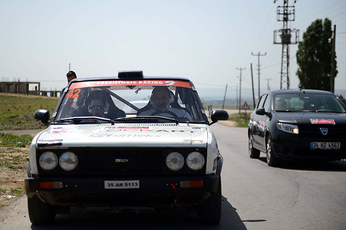 Eskişehir Otomobil ve Motorsporları Kulübü (ESOK) tarafından organize edilen Türkiye Ralli Şampiyonası'nın ilk ayağı olan "Rally Phrygia 2018" başladı.