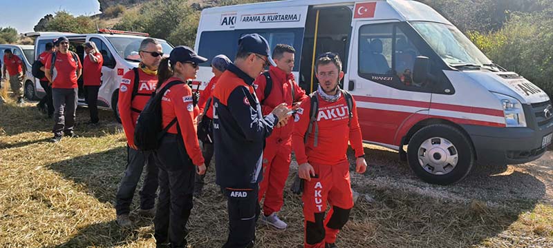 Eskişehir’de evinden ayrıldıktan sonra haber alınamaya 64 yaşındaki Nazmi Önal için 50 kişilik ekiple arama çalışması başlatıldı. 