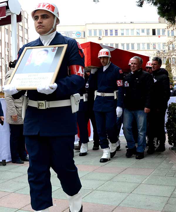 ESKİŞEHİR ŞEHİDİNİ UĞURLUYOR