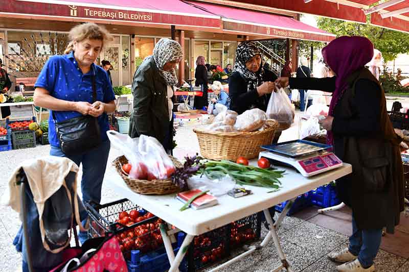 İlk olarak Temmuz 2019’da hizmete başlayan ve kent halkı tarafından çok sevilen Kadın Üretici Ürün Satış Noktası haftada üç gün olmak üzere Özdilek Sanat Merkezi, Batıkent Mahallesindeki Hasan Âli Yücel Belde Evi ve Uluönder Mahallesi Fevzi Çakmak Caddesi’nde hizmet veriyor.