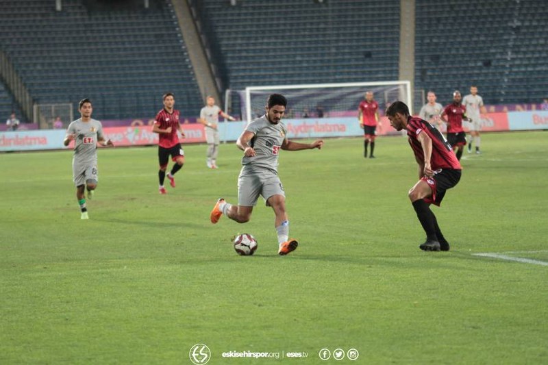 Eskişehirspor, TFF 1. Lig'de konuk olduğu Gençlerbirliği'ne 5-0 mağlup oldu