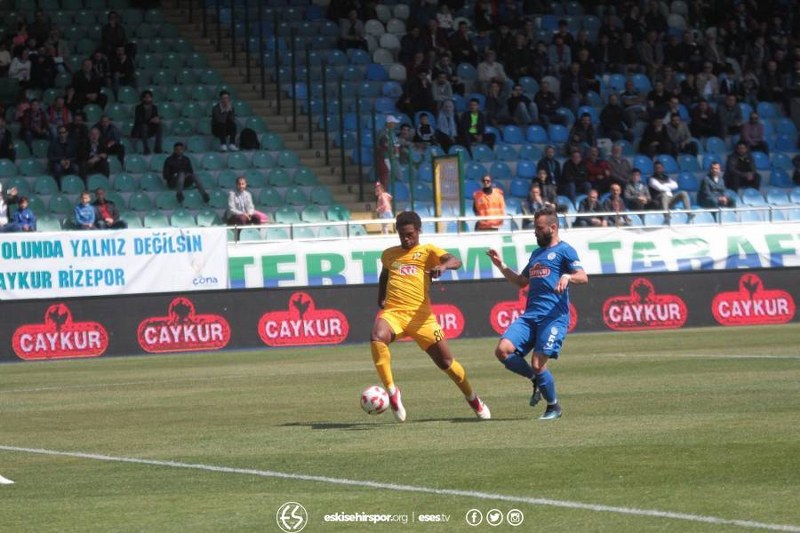 Spor Toto 1. Lig’in 30. Haftasında Eskişehirspor deplasmanda Çaykur Rizespor’a 4-1 mağlup oldu.
