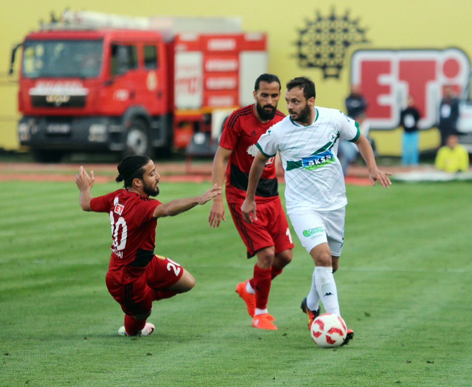 Eskişehirspor bugün Giresunspor karşısında 1-0 galip ayrılarak namağlup ünvanını korudu.