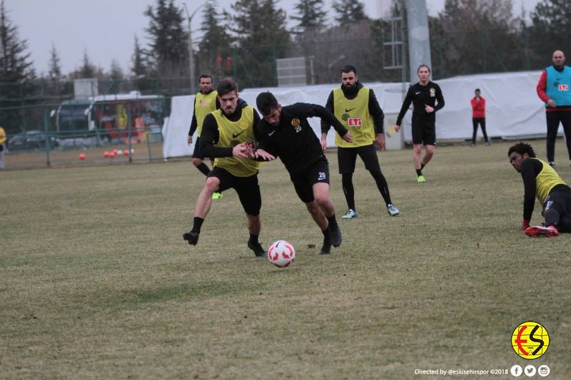 Giresunspor maçı hazırlıkları bu akşam saatlerinde gerçekleşen antrenman ile devam etti.