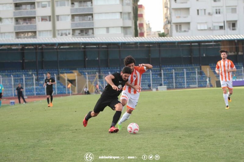 Eskişehirspor,  2017-18 sezonu Spor Toto 1 Lig kapanış maçında Eskişehirspor Adanaspor'u 3-0 yendi.
