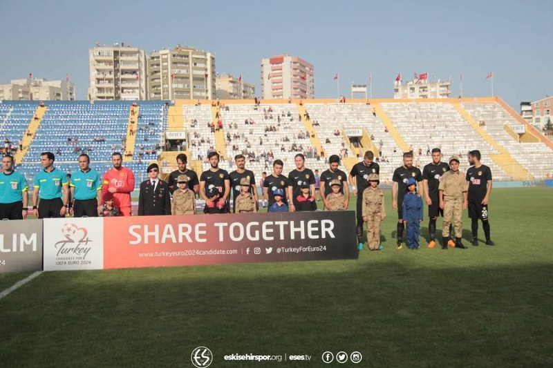 Eskişehirspor,  2017-18 sezonu Spor Toto 1 Lig kapanış maçında Eskişehirspor Adanaspor'u 3-0 yendi.
