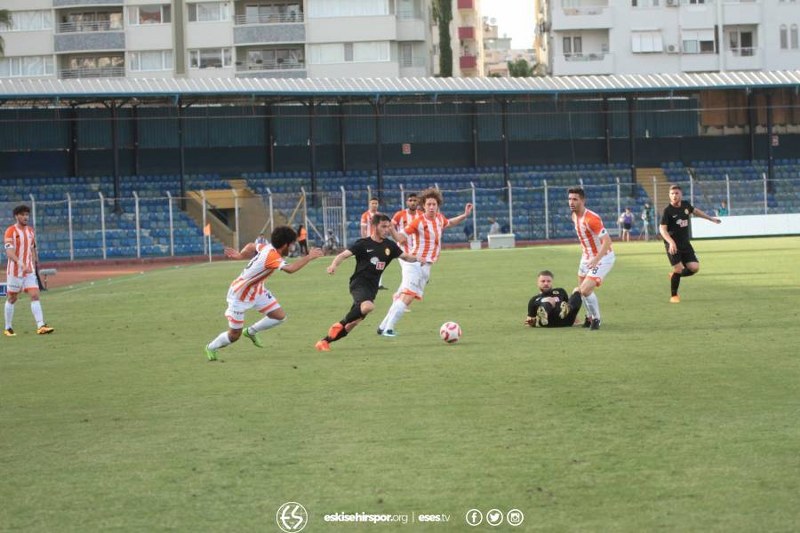 Eskişehirspor,  2017-18 sezonu Spor Toto 1 Lig kapanış maçında Eskişehirspor Adanaspor'u 3-0 yendi.
