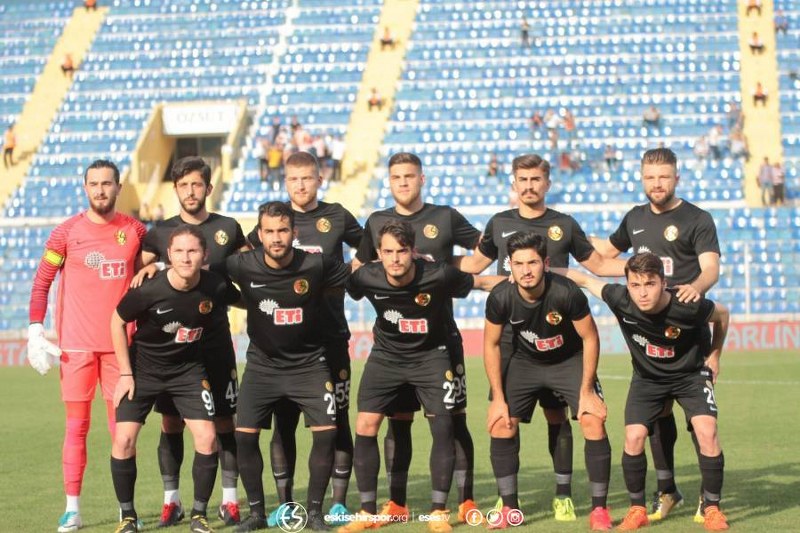 Eskişehirspor,  2017-18 sezonu Spor Toto 1 Lig kapanış maçında Eskişehirspor Adanaspor'u 3-0 yendi.
