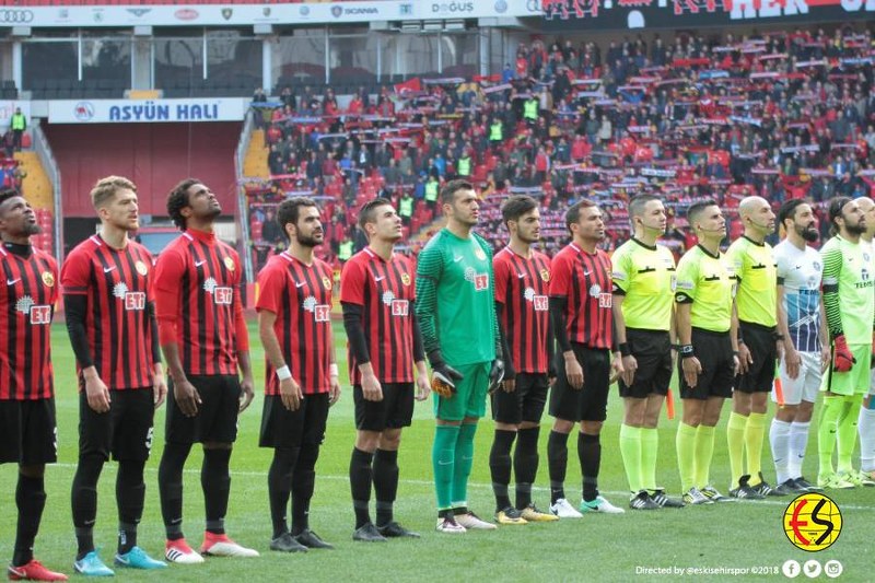 Spor Toto 1. Lig 25’inci haftasında Eskişehirspor, Adana Demirspor ile 2-2 berabere kaldı.
