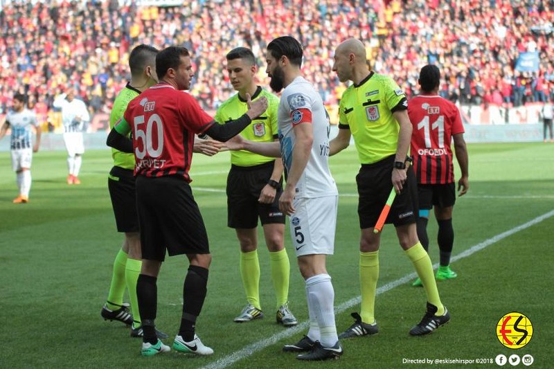 Spor Toto 1. Lig 25’inci haftasında Eskişehirspor, Adana Demirspor ile 2-2 berabere kaldı.
