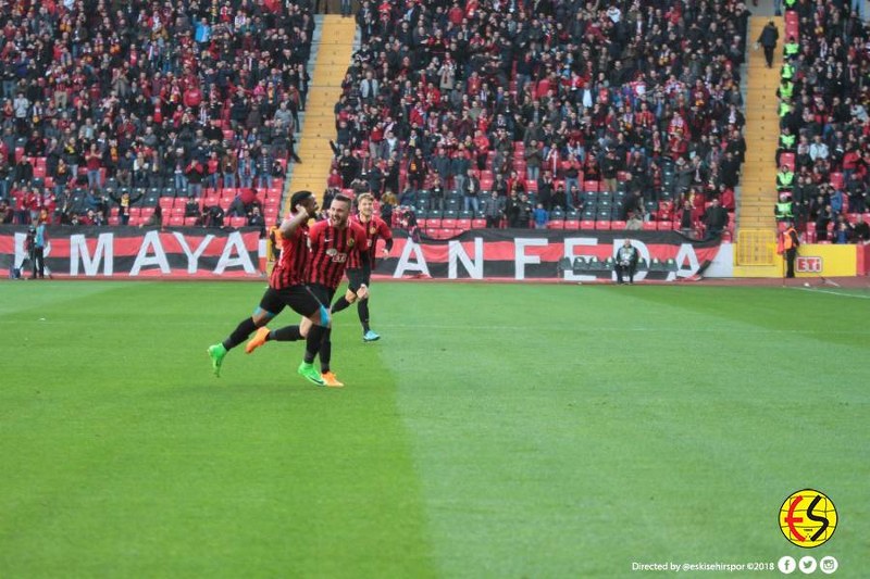 Spor Toto 1. Lig 25’inci haftasında Eskişehirspor, Adana Demirspor ile 2-2 berabere kaldı.
