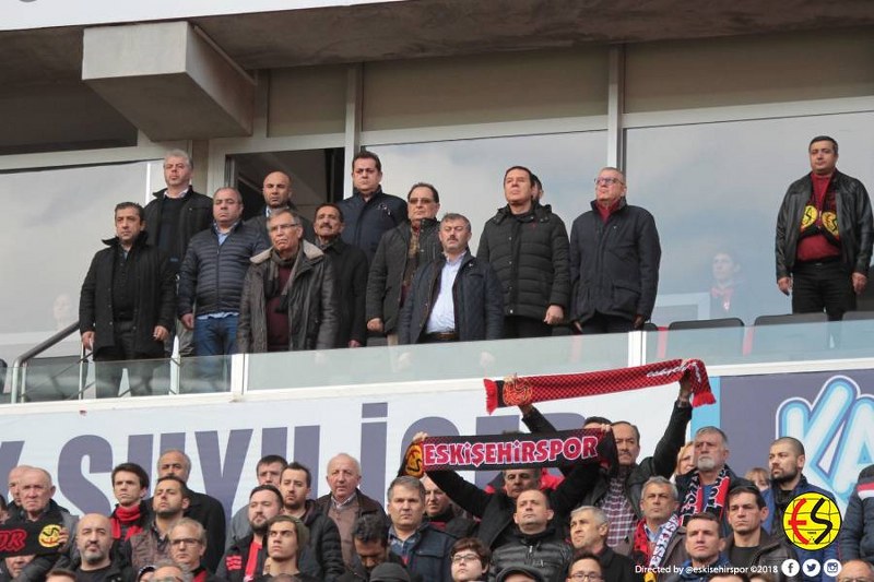 Spor Toto 1. Lig 25’inci haftasında Eskişehirspor, Adana Demirspor ile 2-2 berabere kaldı.
